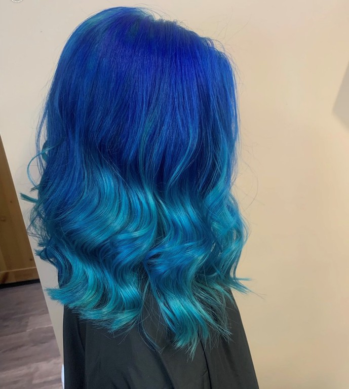 Temporary reference showing vivid blue hair colour